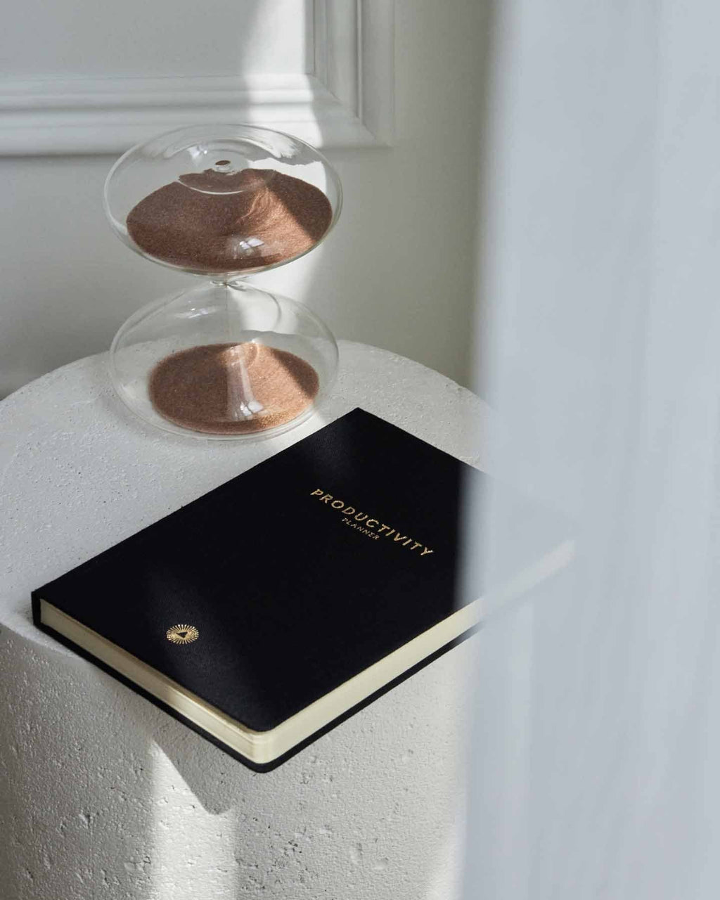The 30-Minute Focus Hourglass | High-Clarity Glass