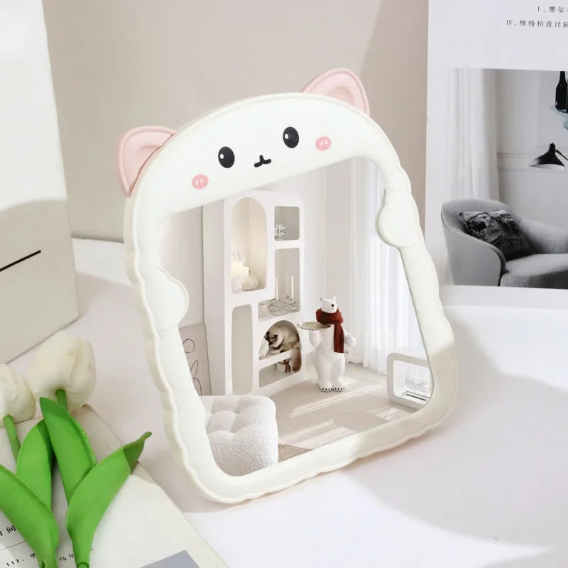 The Silhouette Desktop Mirror