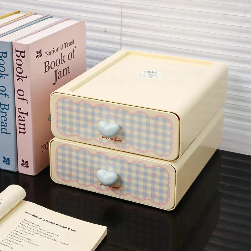 The Gingham Grid Organizer