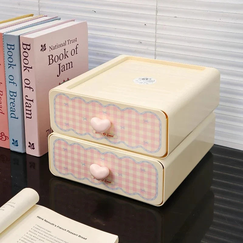 The Gingham Grid Organizer