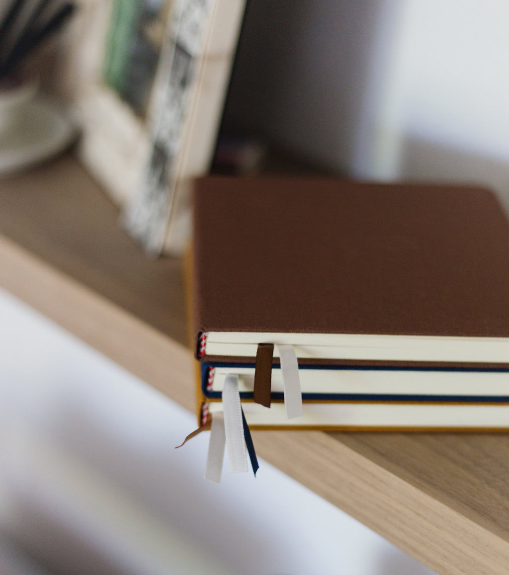The Square Linen Ledger
