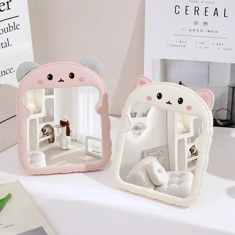 The Silhouette Desktop Mirror